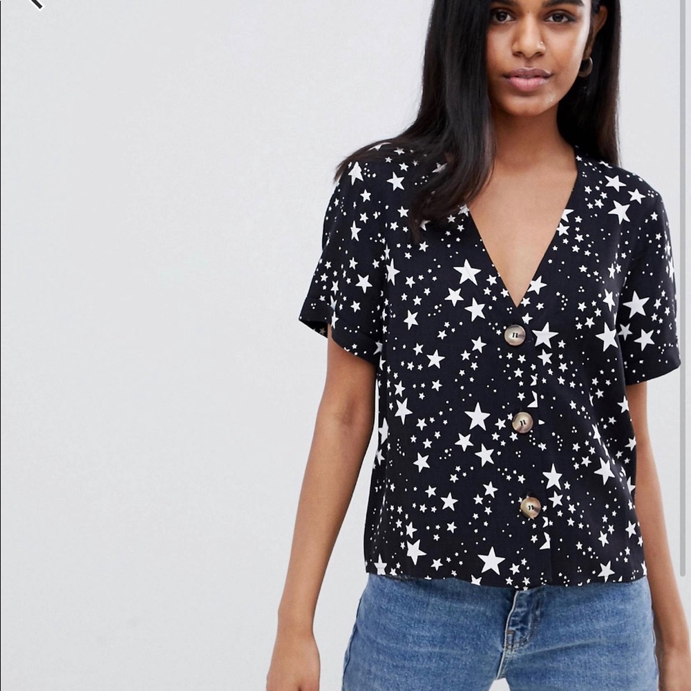 ASOS DESIGN v neck top with buttons in star print